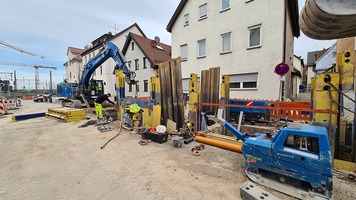 Neubau Abwasserkanal August Straße in Stuttgart-Untertürkheim